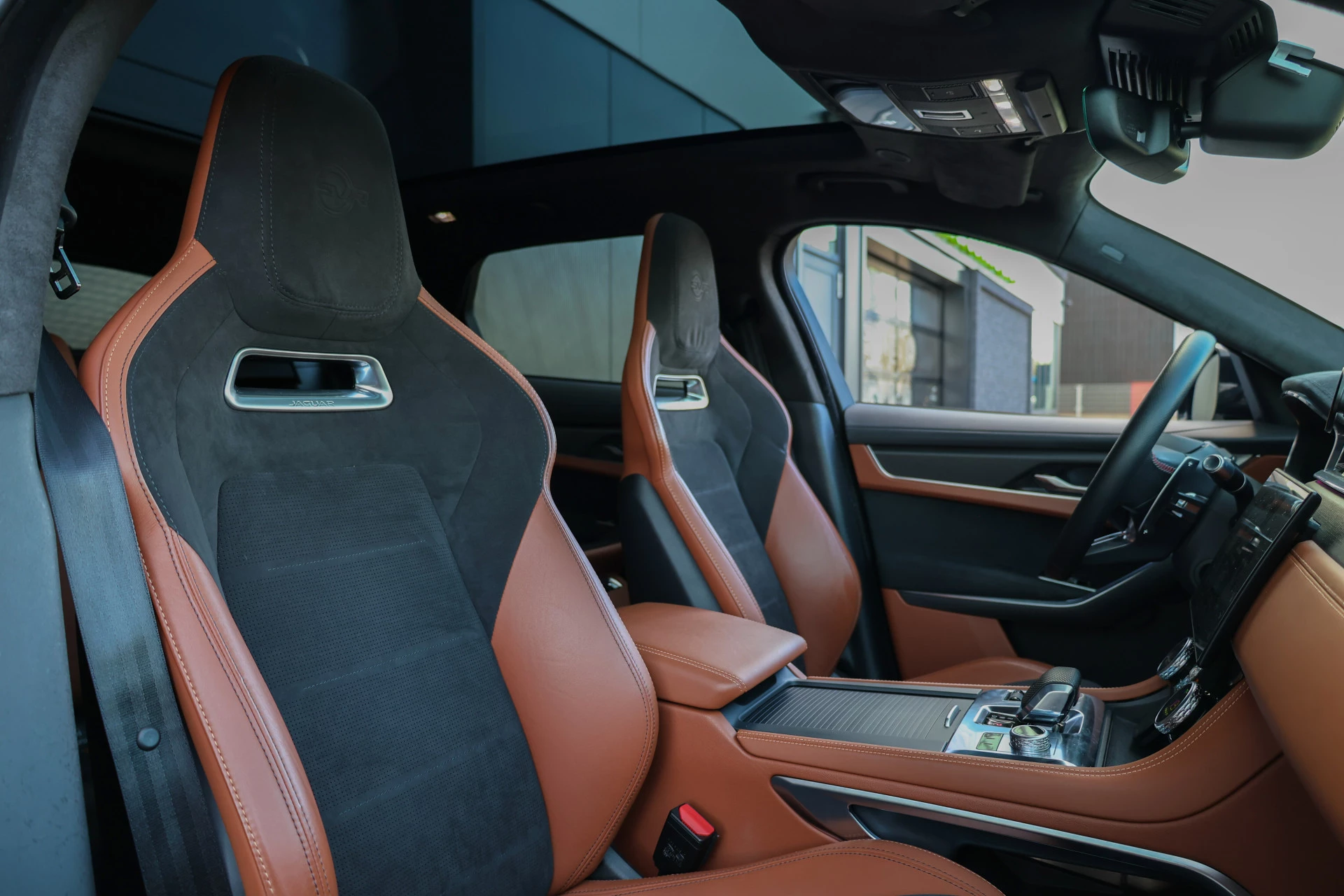 Hoofdafbeelding Jaguar F-PACE