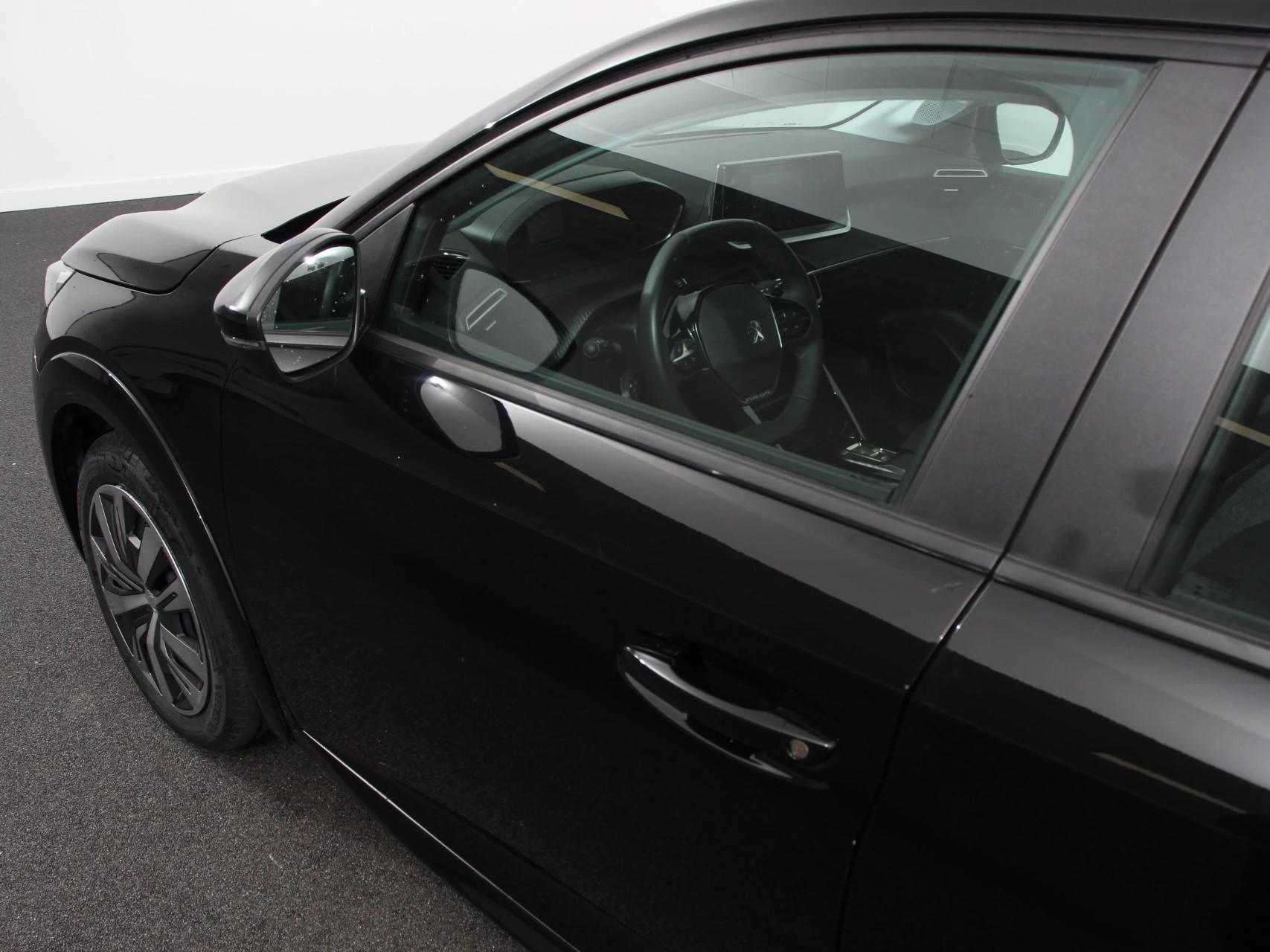 Hoofdafbeelding Peugeot e-208