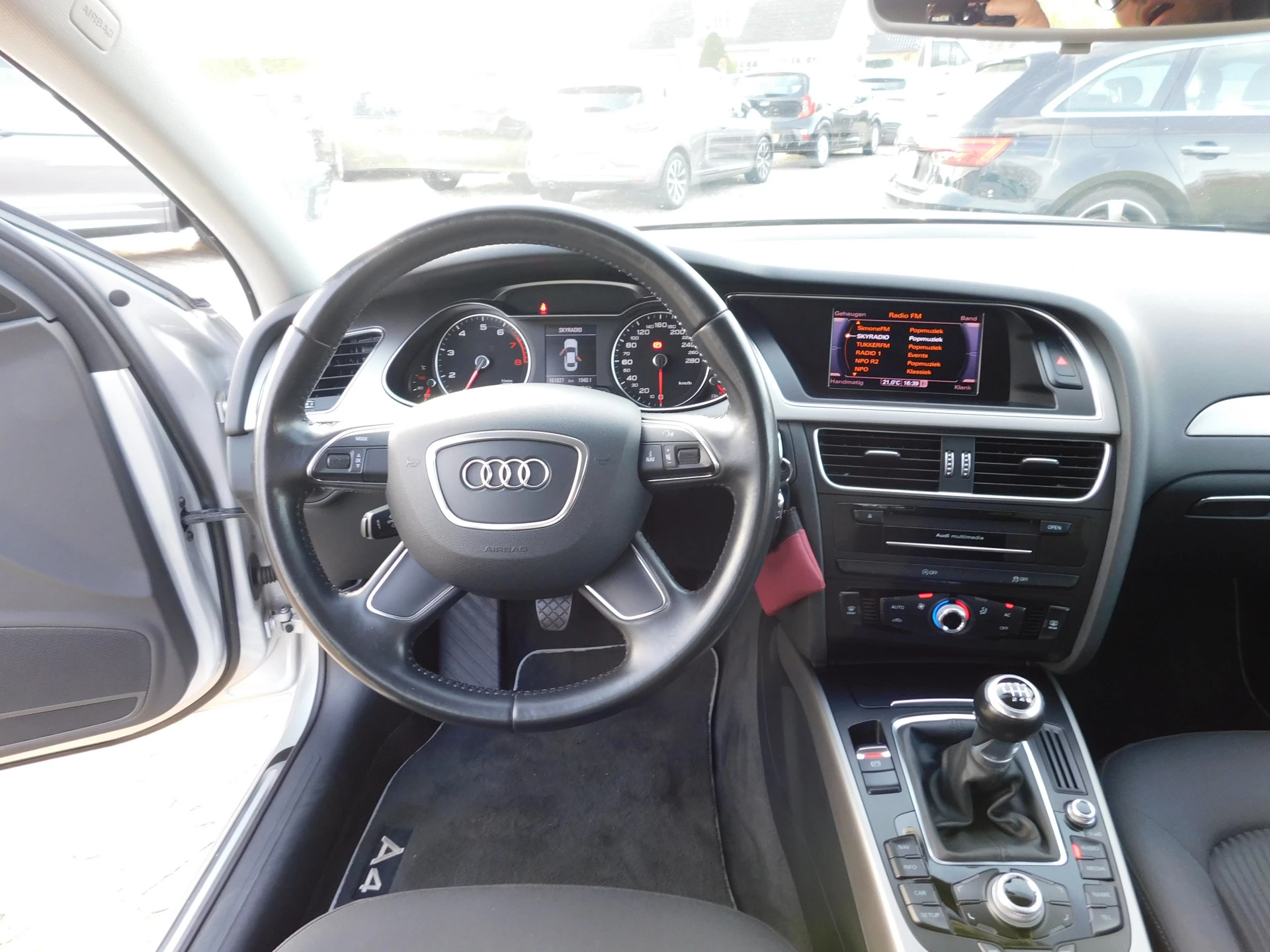 Hoofdafbeelding Audi A4