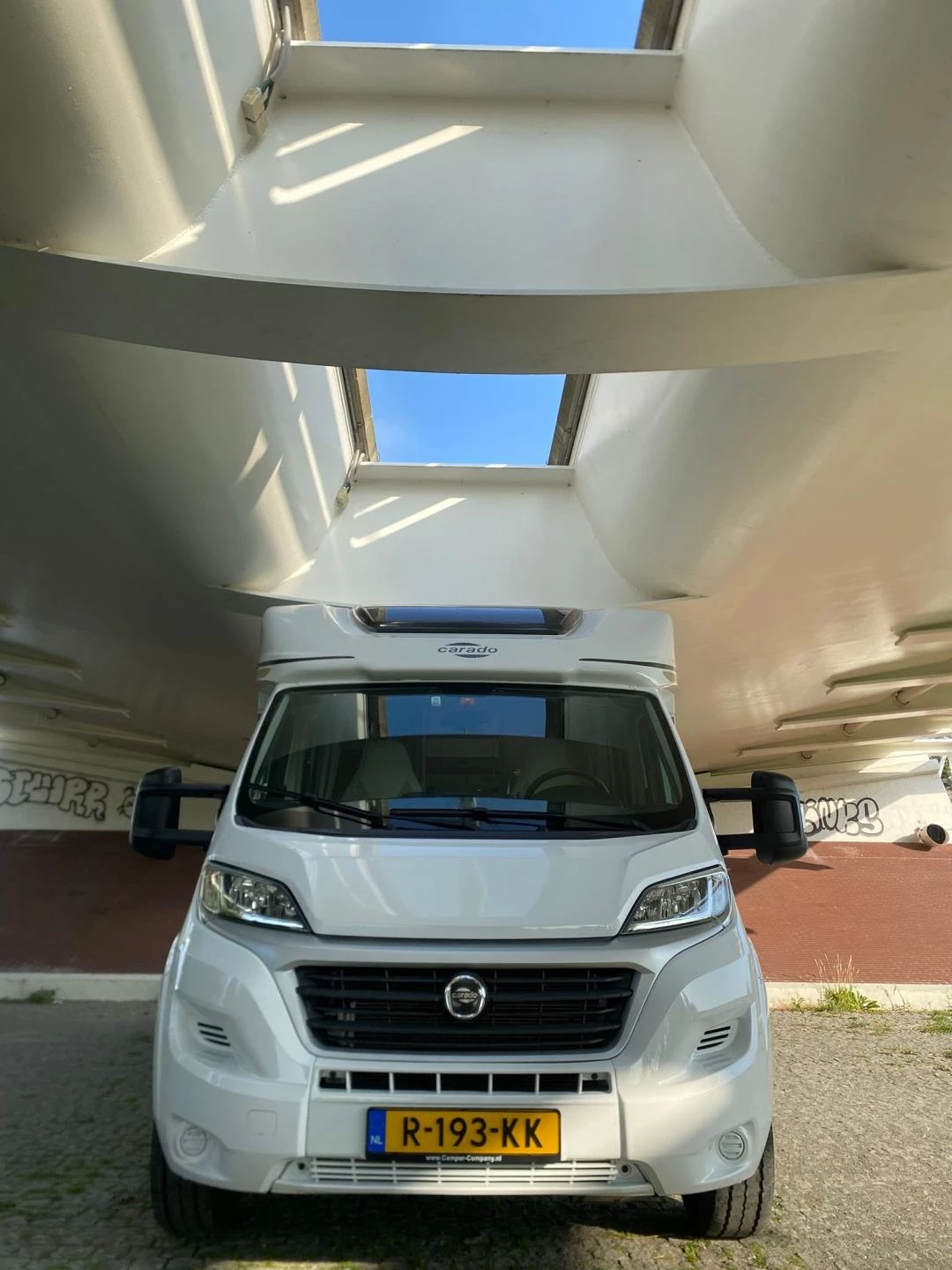 Hoofdafbeelding Carado T447