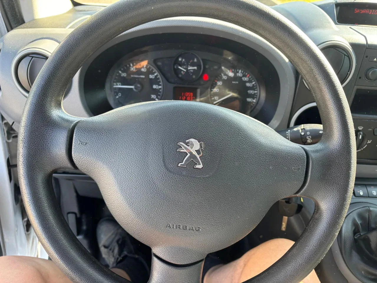Hoofdafbeelding Peugeot Partner