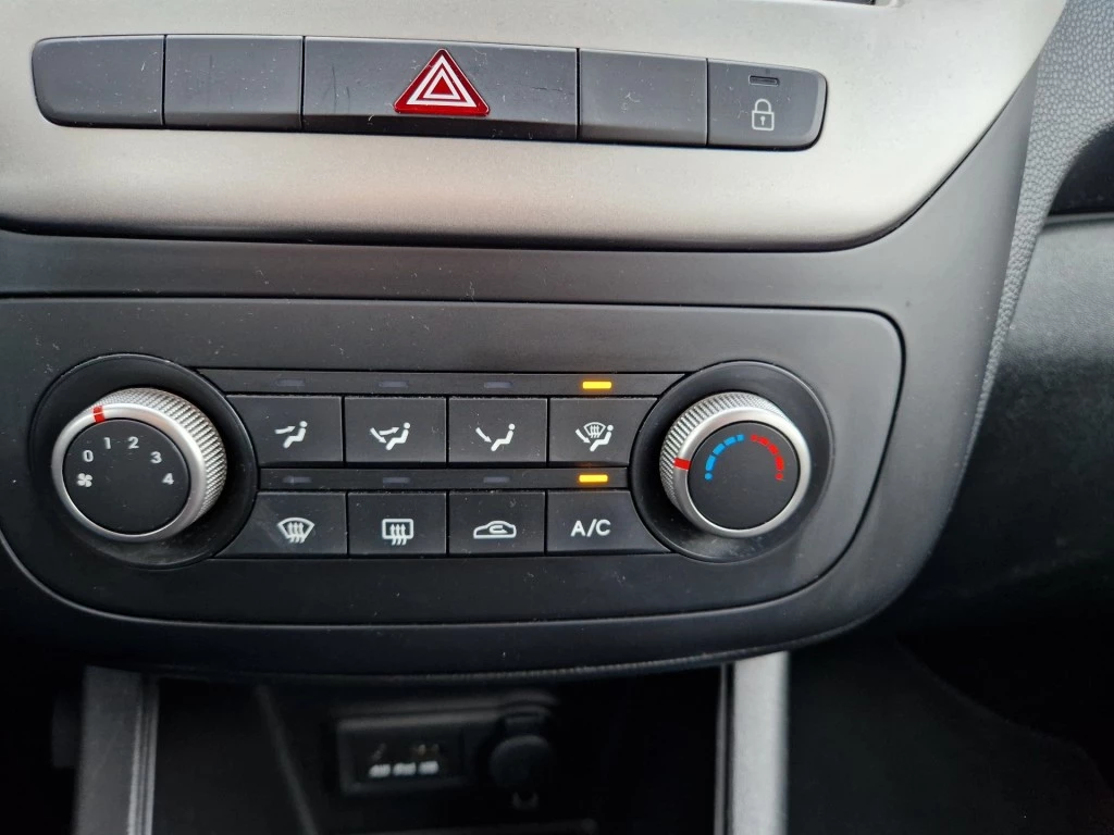 Hoofdafbeelding Kia Venga