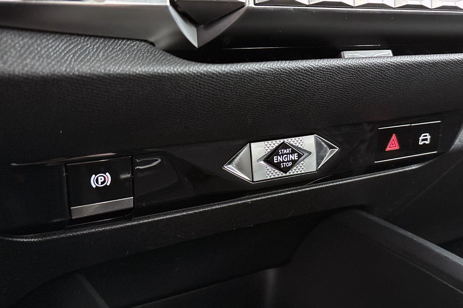 Hoofdafbeelding DS DS 4