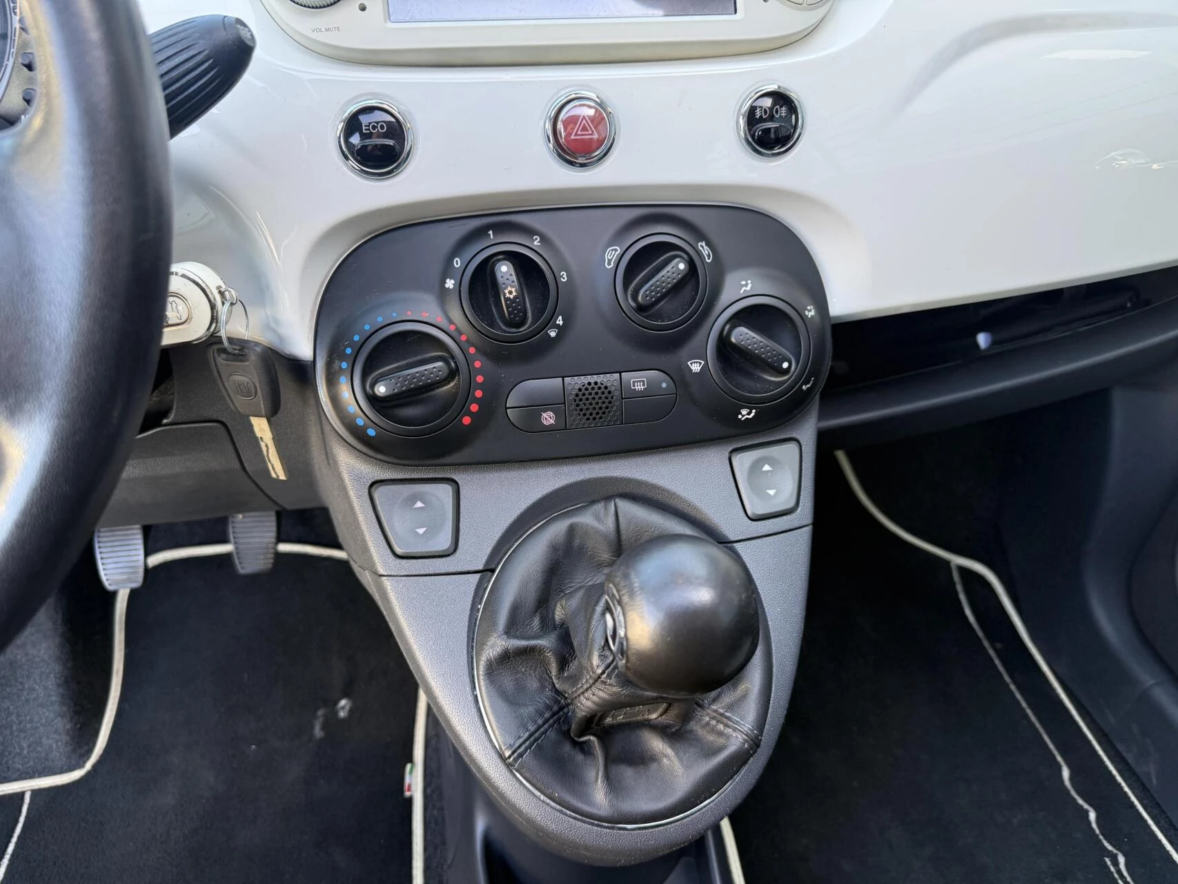 Hoofdafbeelding Fiat 500C