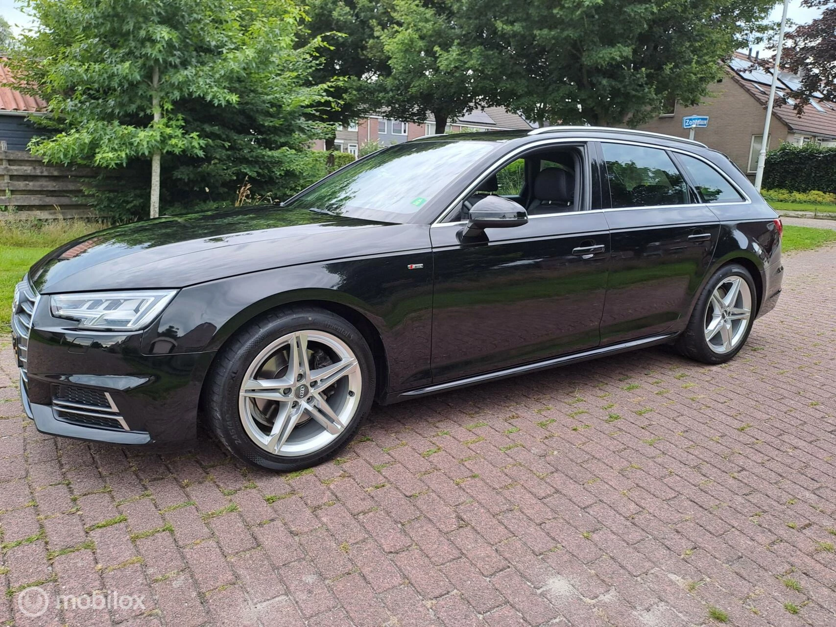 Hoofdafbeelding Audi A4