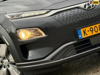 Hyundai Kona EV Fashion 64 kWh - Dark Knight - Warmtepomp/Carplay/Krell Sound System