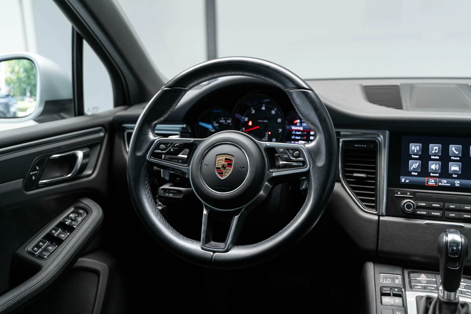Hoofdafbeelding Porsche Macan