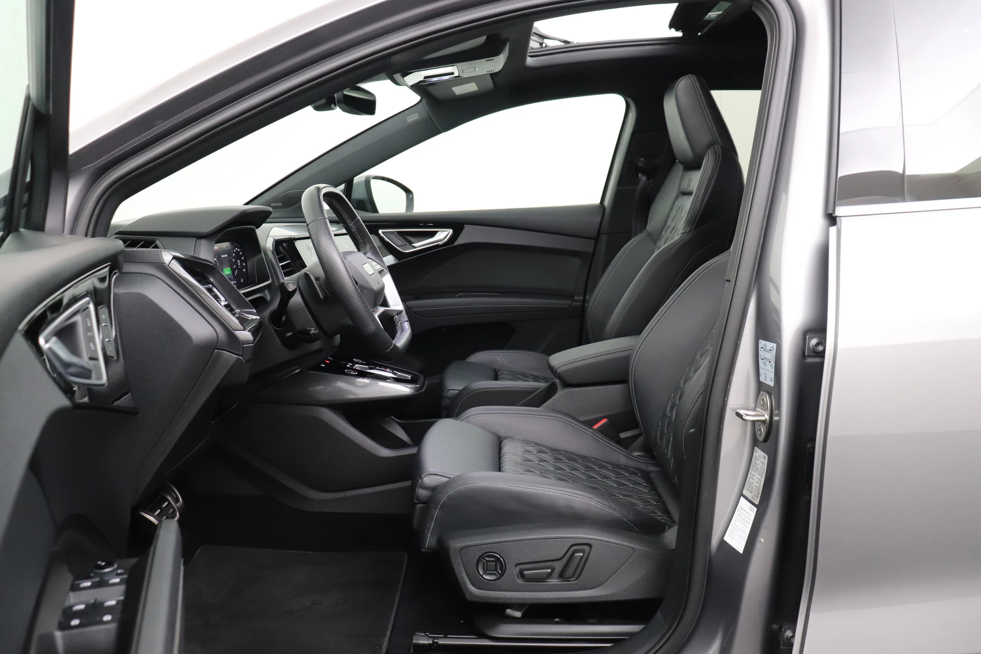 Hoofdafbeelding Audi Q4 e-tron