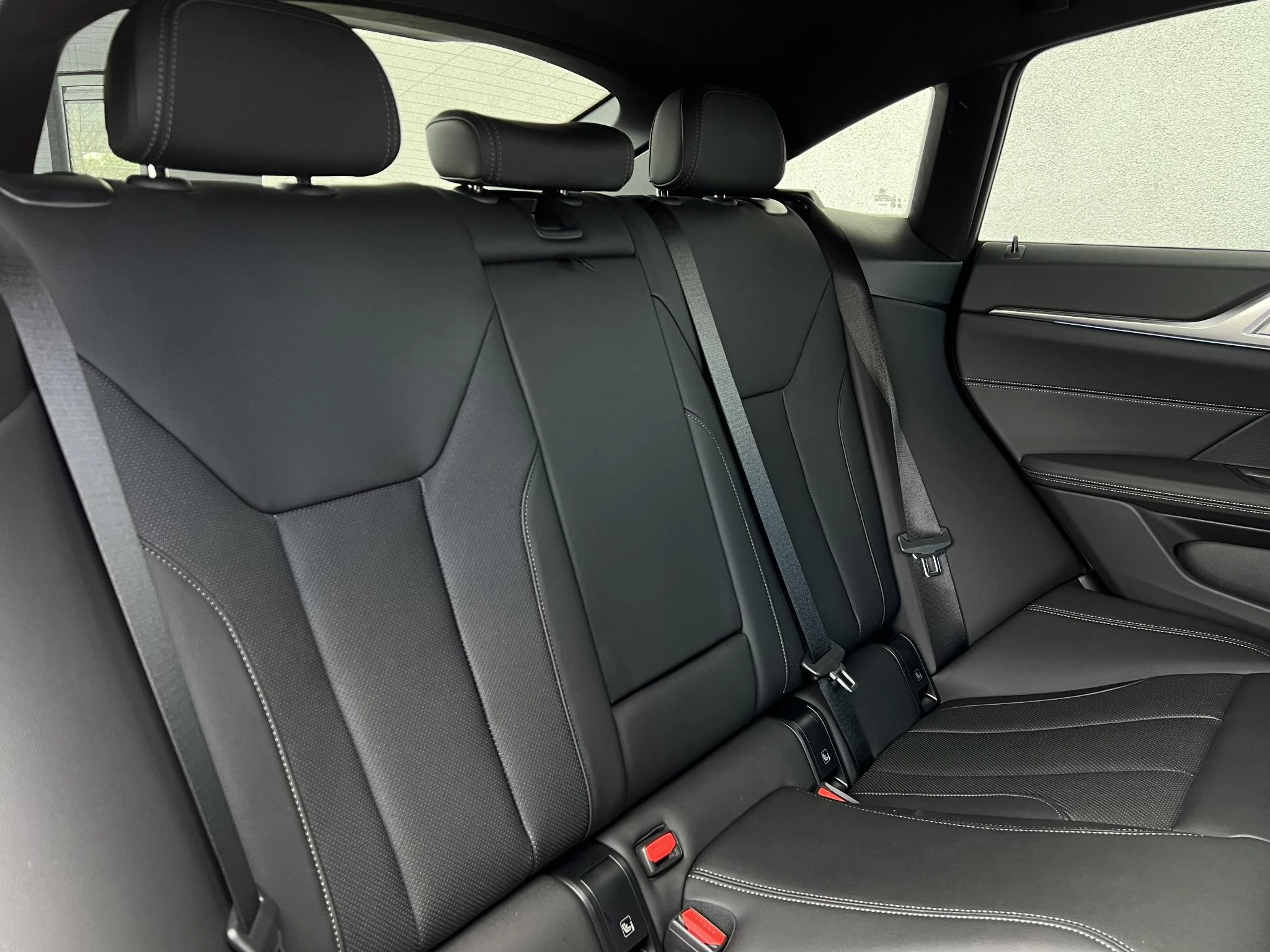 Hoofdafbeelding BMW i4