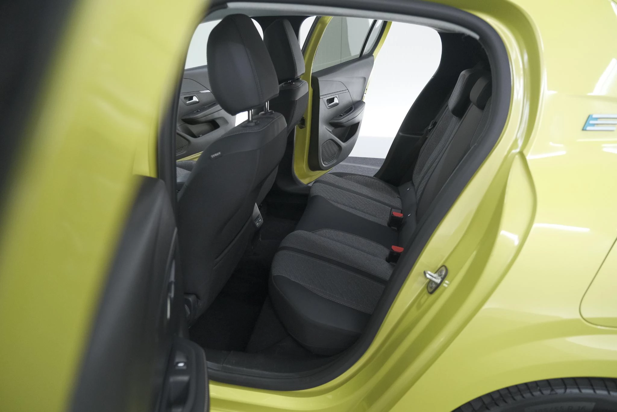 Hoofdafbeelding Peugeot e-208