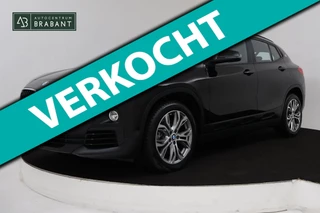 BMW X2 SDrive18i Executive (CRUISE CONTROL, NAVIGATIE, PARKEERSENSOREN, AUTOMAAT,NL-AUTO)