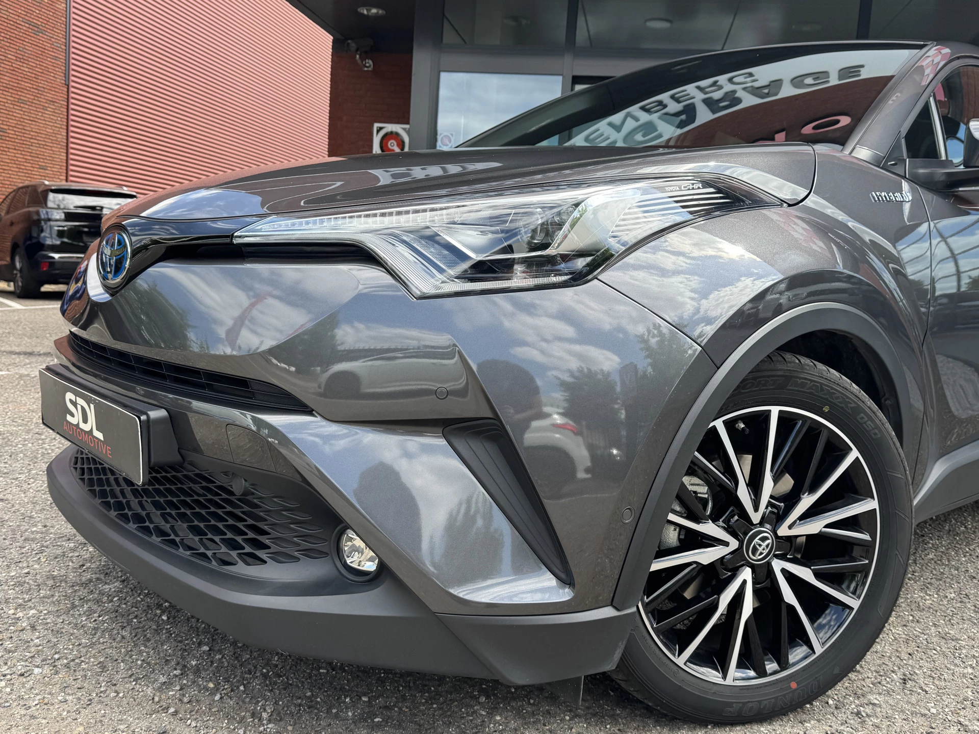 Hoofdafbeelding Toyota C-HR