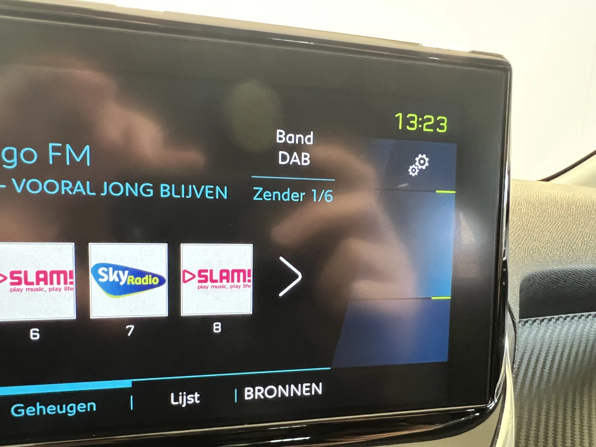 Hoofdafbeelding Peugeot e-208