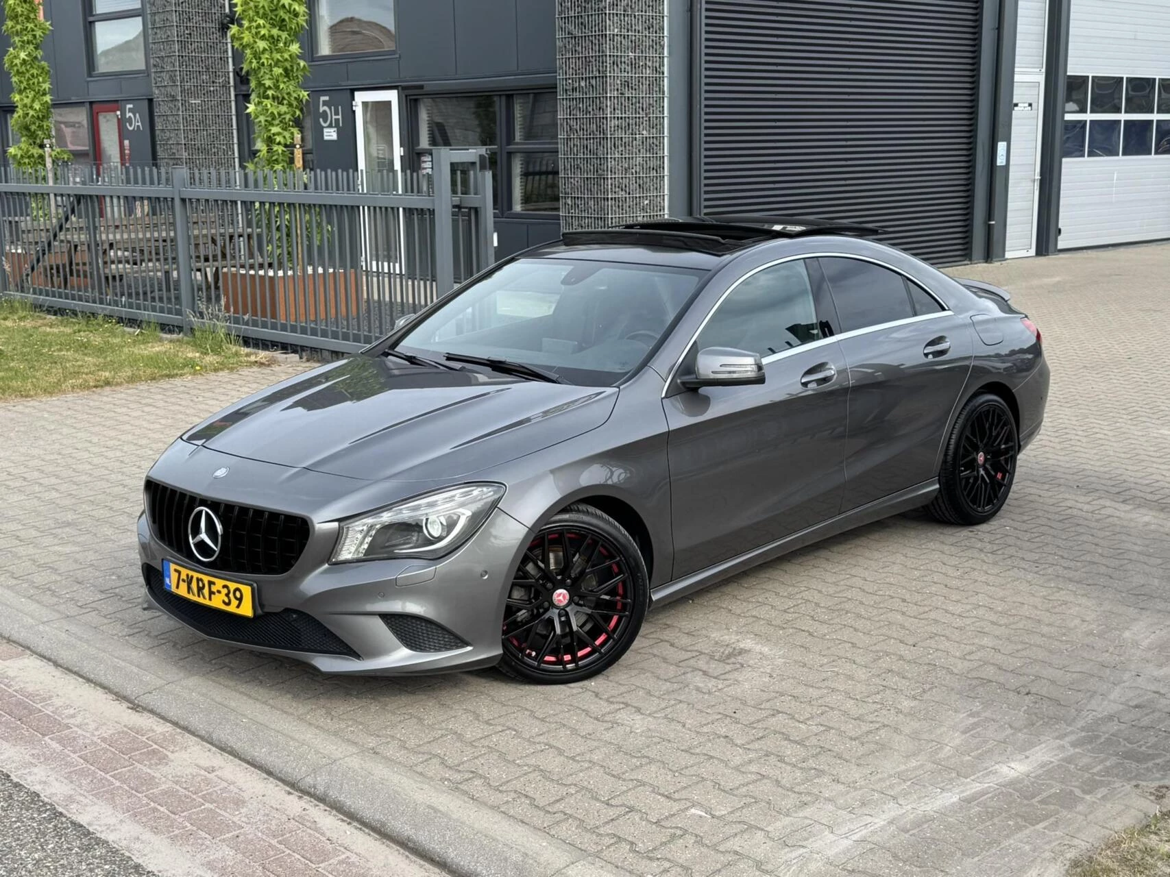 Hoofdafbeelding Mercedes-Benz CLA