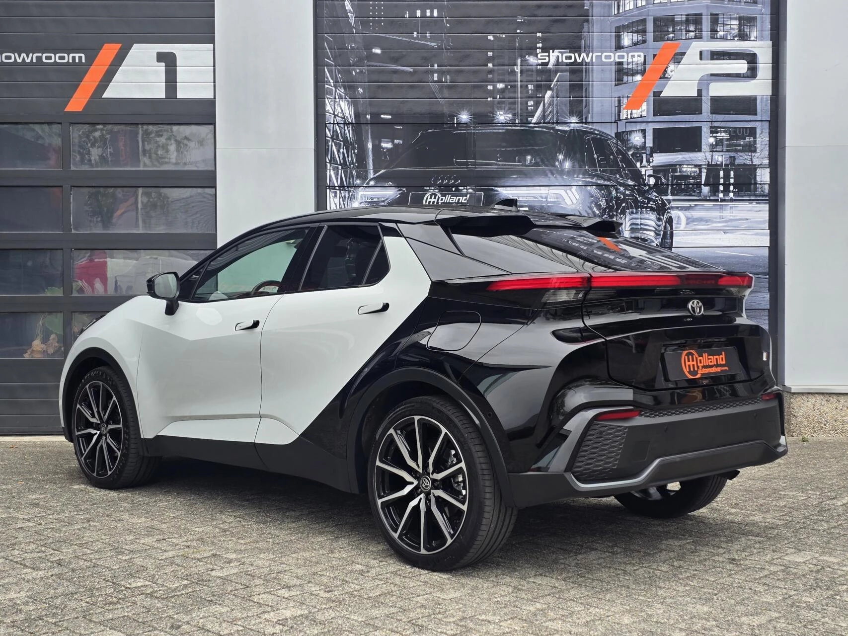 Hoofdafbeelding Toyota C-HR