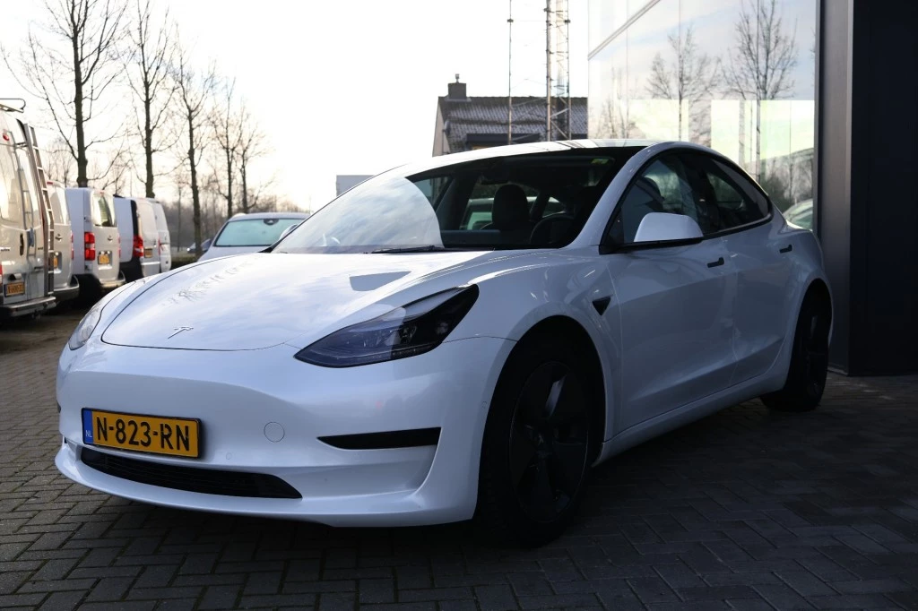 Hoofdafbeelding Tesla Model 3