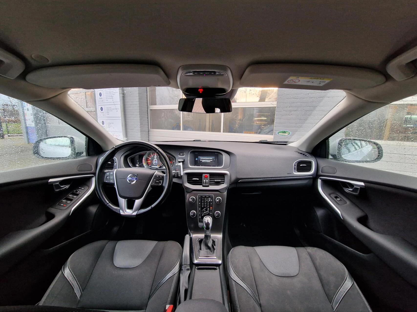 Hoofdafbeelding Volvo V40