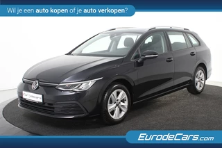 Volkswagen Golf VIII Variant Life *1ste eigenaar*Navigatie*Park Assist*Carplay*