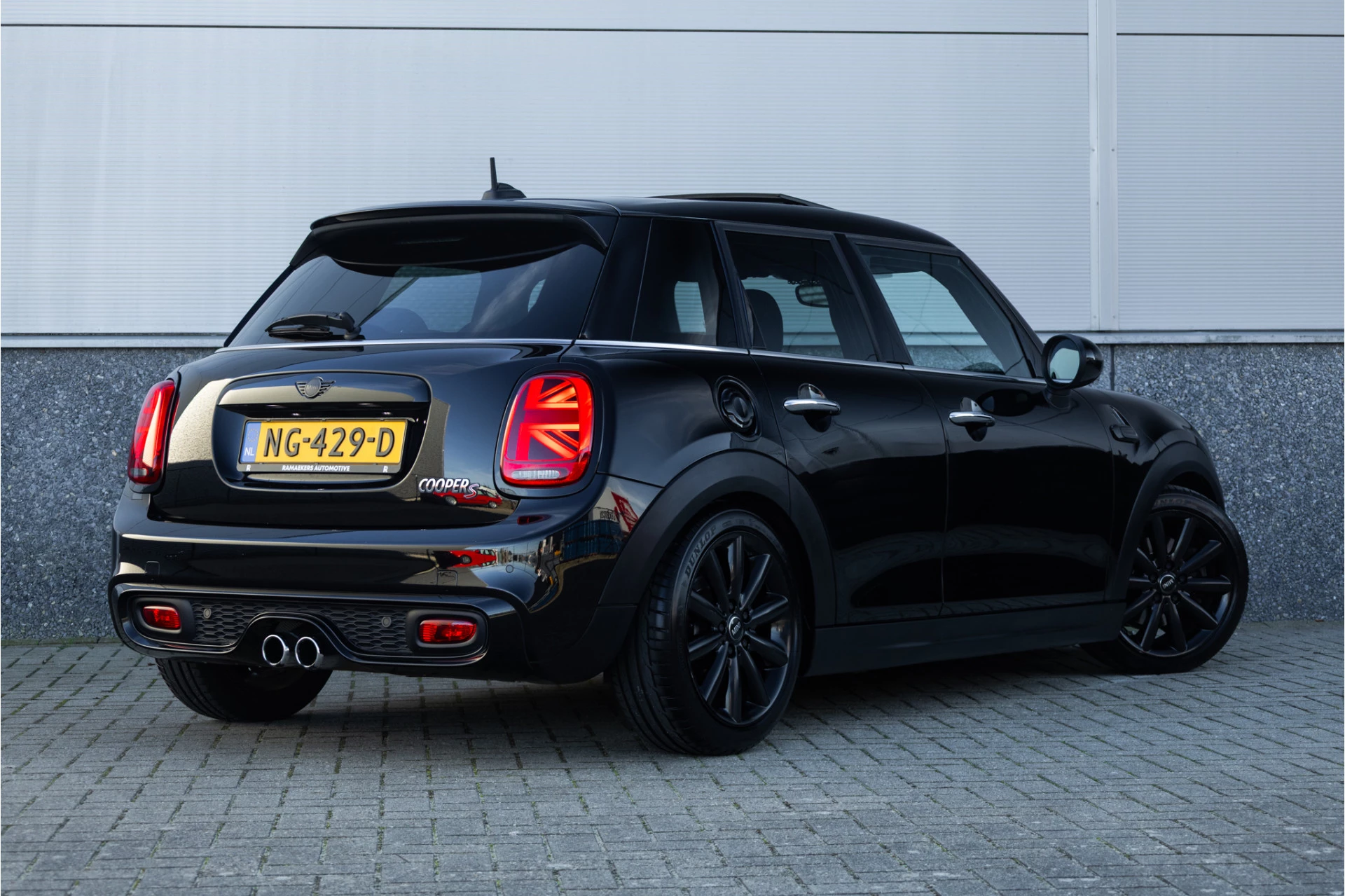 Hoofdafbeelding MINI Cooper S