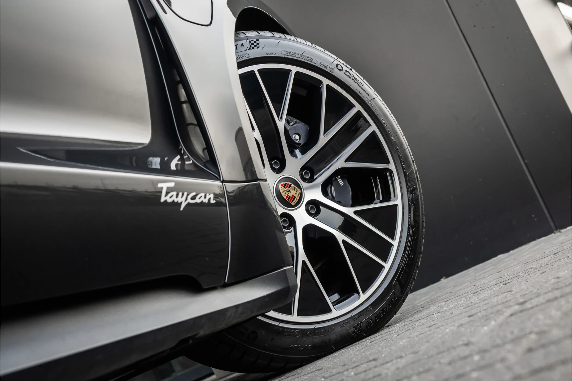 Hoofdafbeelding Porsche Taycan