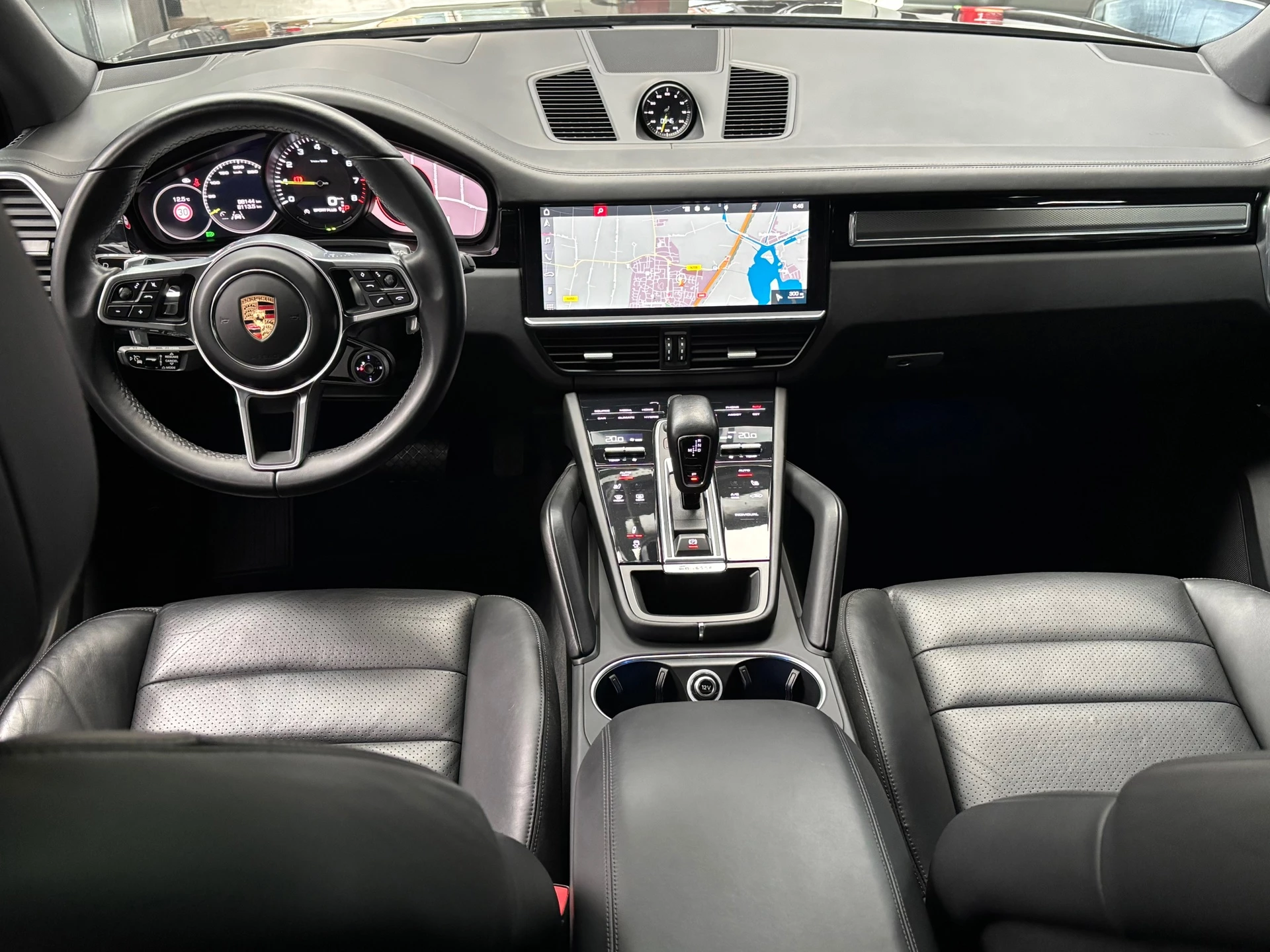 Hoofdafbeelding Porsche Cayenne