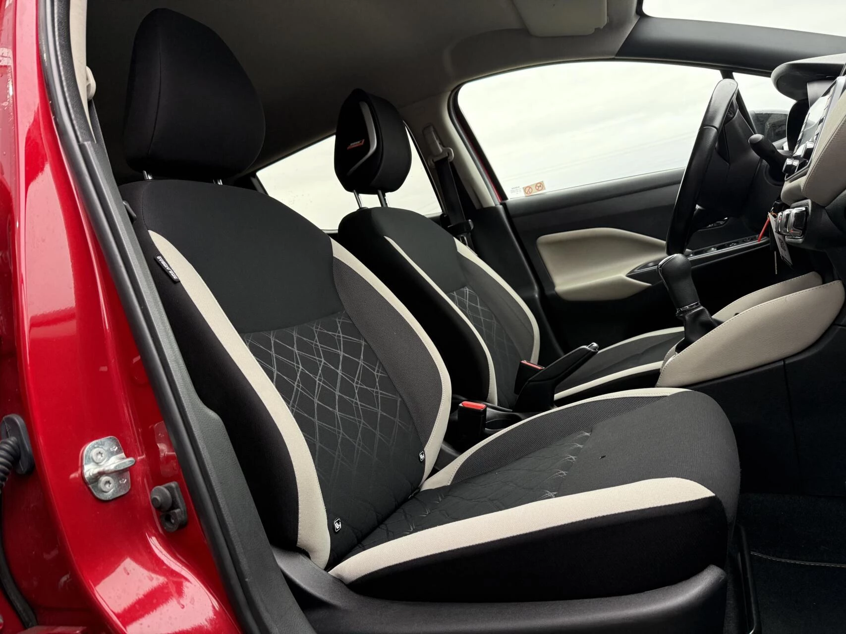 Hoofdafbeelding Nissan Micra