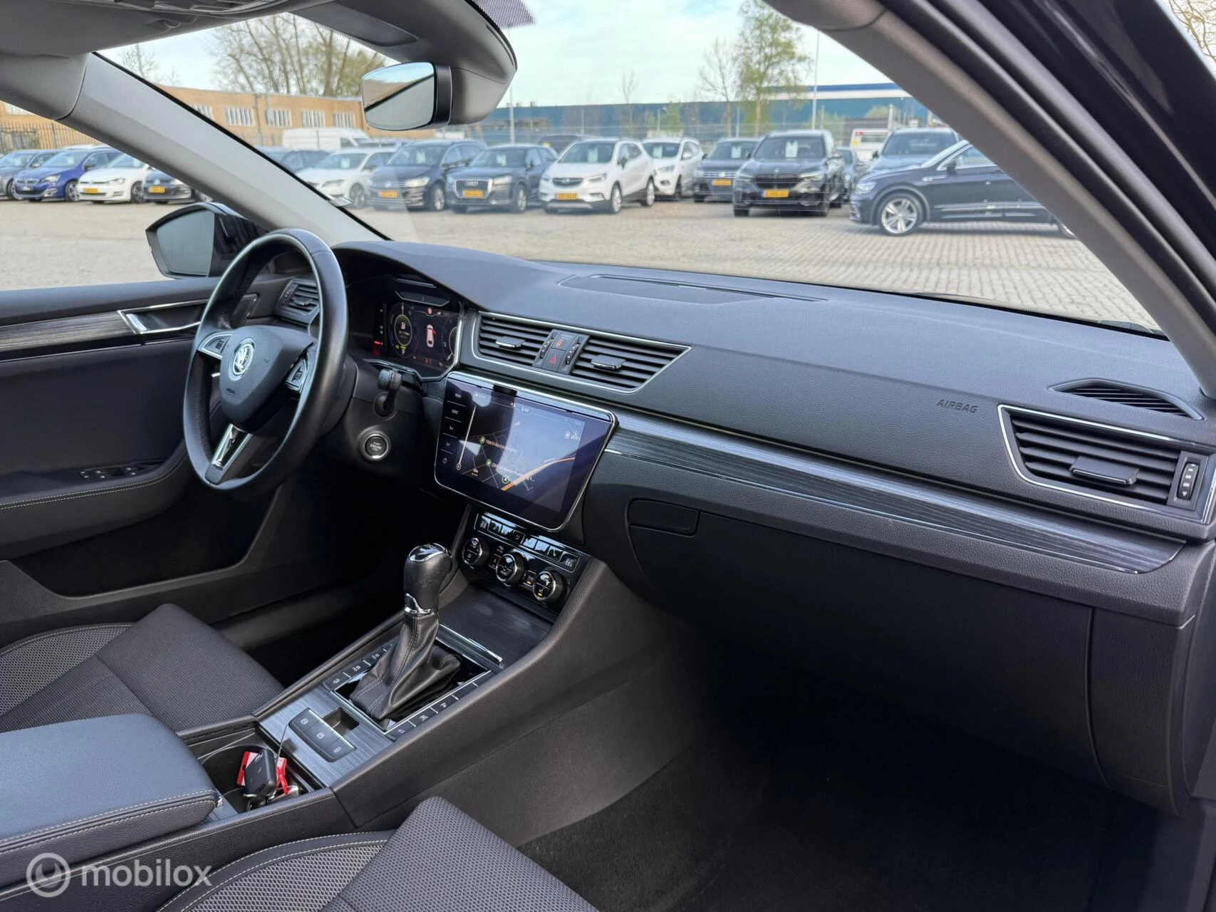 Hoofdafbeelding Škoda Superb