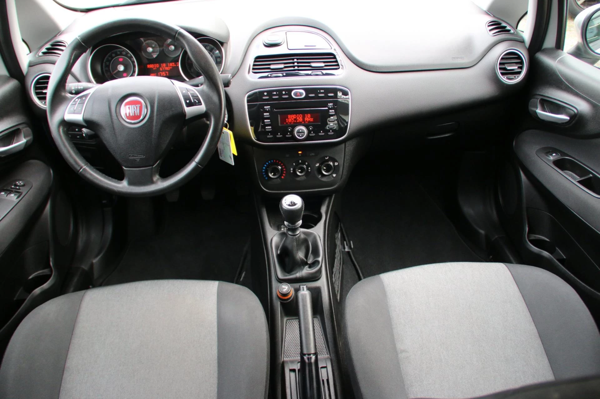 Hoofdafbeelding Fiat Punto