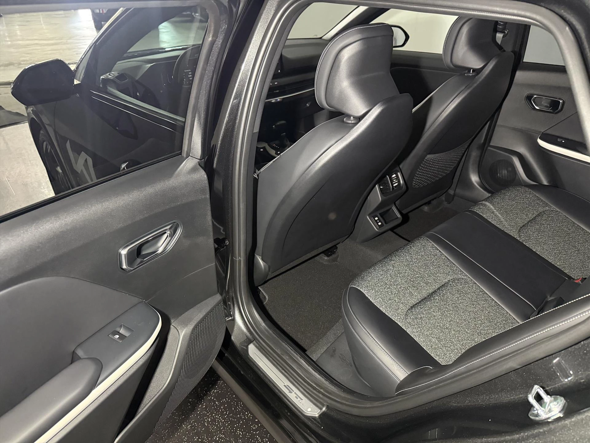 Hoofdafbeelding Kia K4