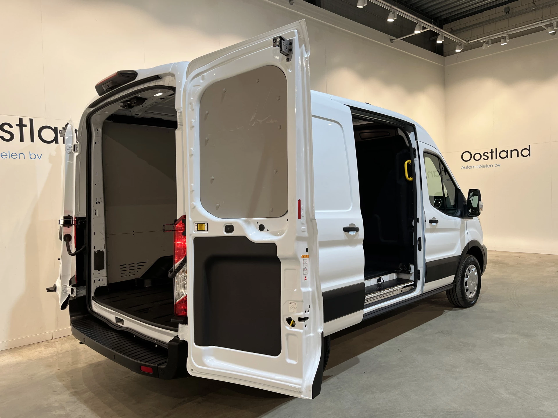 Hoofdafbeelding Ford E-Transit