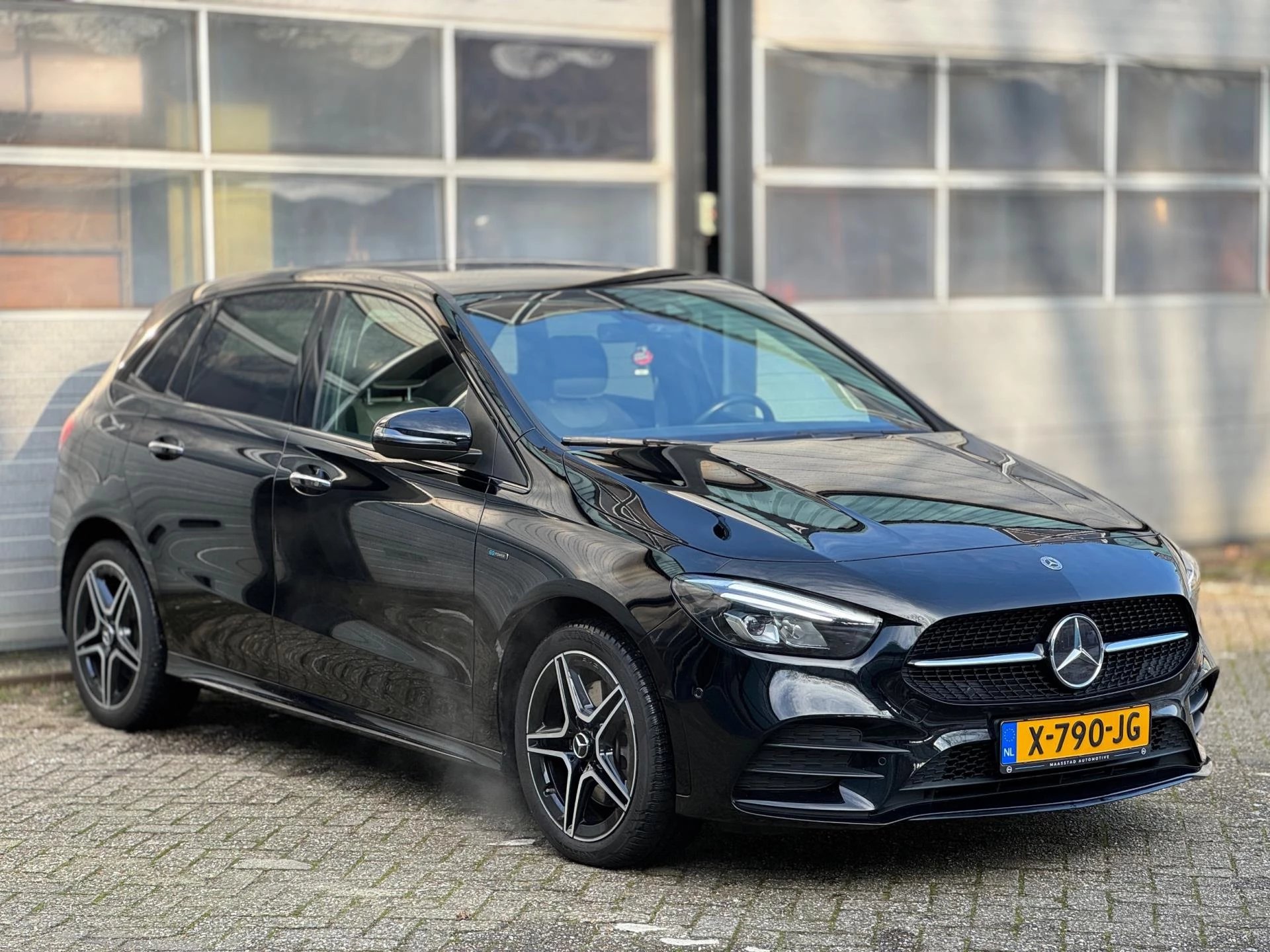 Hoofdafbeelding Mercedes-Benz B-Klasse