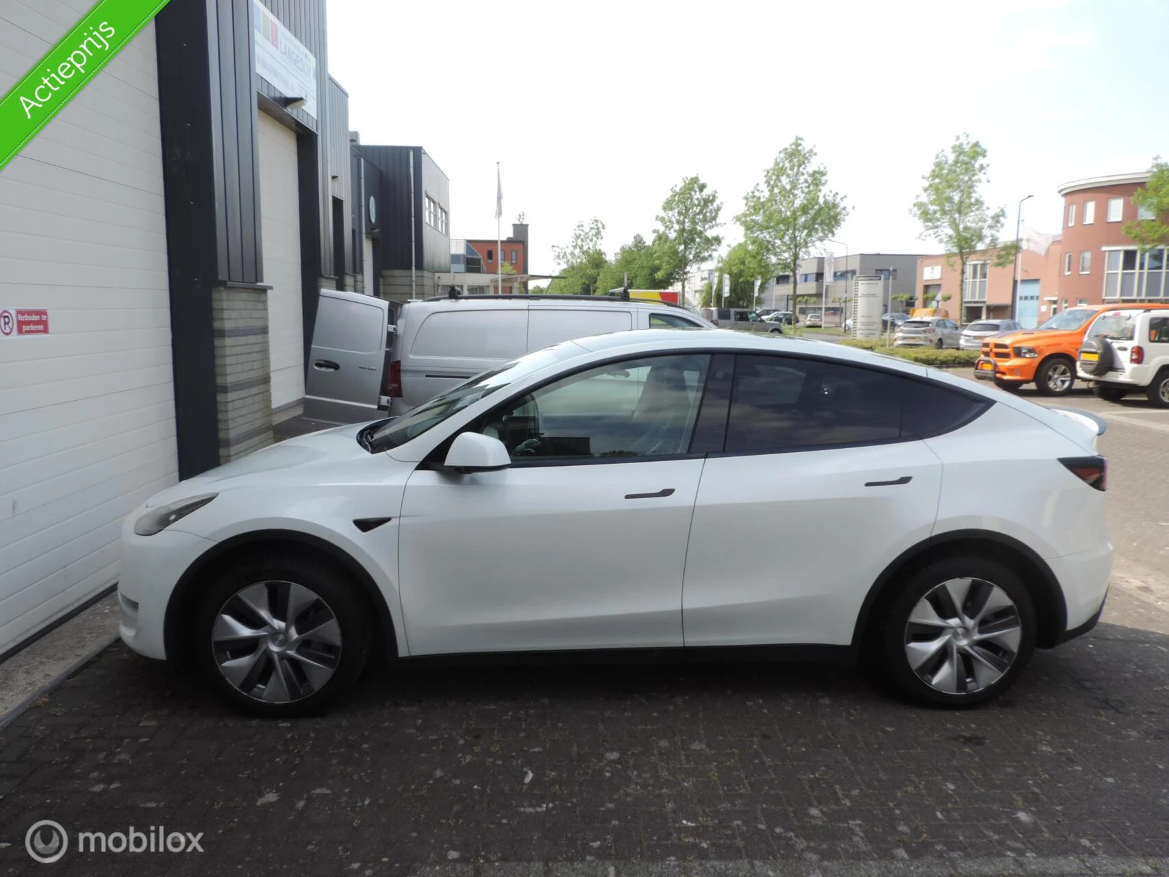 Hoofdafbeelding Tesla Model Y