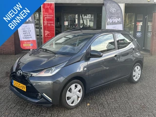 Hoofdafbeelding Toyota Aygo Toyota Aygo 1.0 VVT-i X-PLAY CAMERA AIRCO BLUETOOTH EL-RAMEN/SPIEGELS NL-AUTO 5-DRS