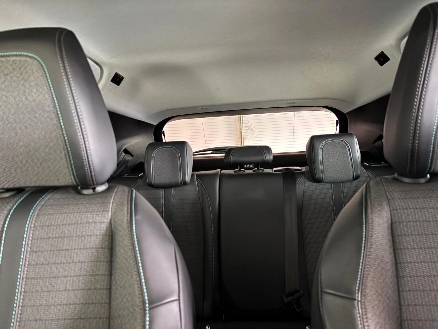 Hoofdafbeelding Peugeot e-2008