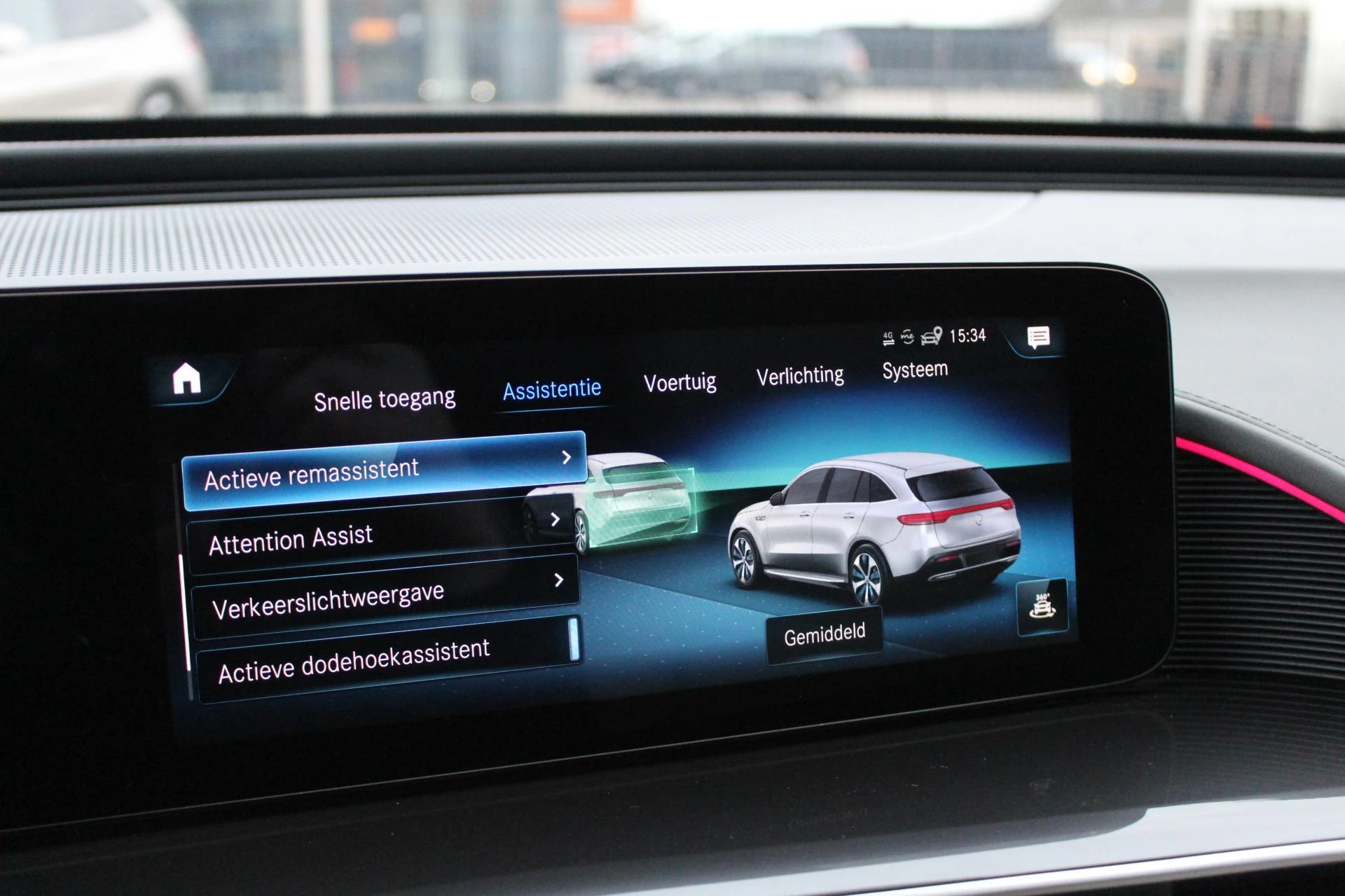 Hoofdafbeelding Mercedes-Benz EQC