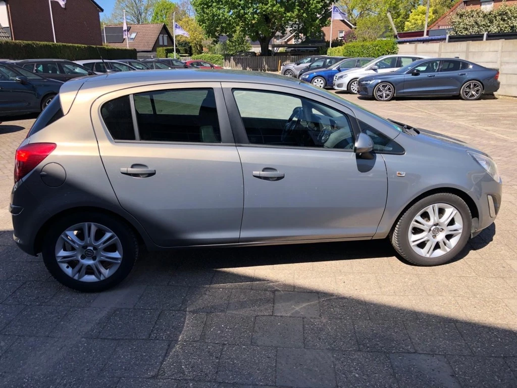 Hoofdafbeelding Opel Corsa