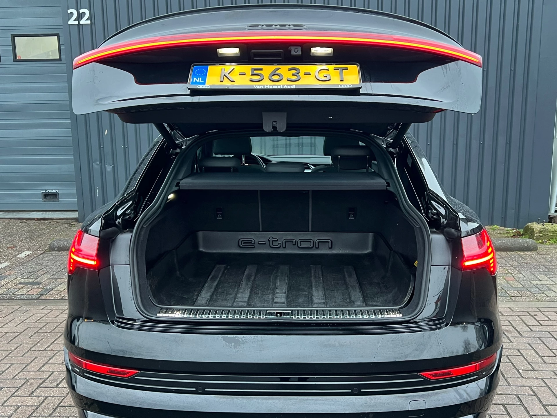 Hoofdafbeelding Audi e-tron