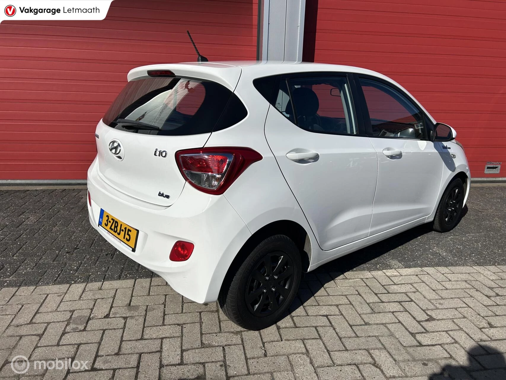 Hoofdafbeelding Hyundai i10