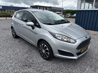 Hoofdafbeelding Ford Fiesta Ford Fiesta 1.0 Champion