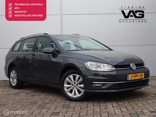 Volkswagen Golf 1.0 TSI Highline Trekhaak Alcantara CarPlay PDC