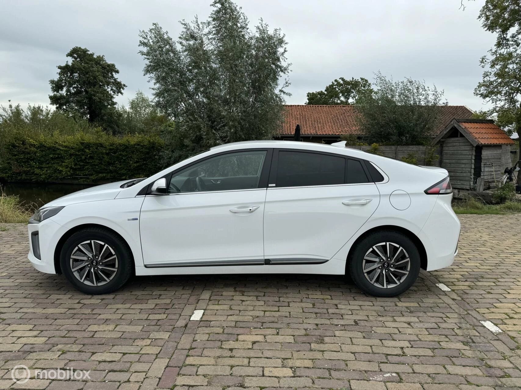 Hoofdafbeelding Hyundai IONIQ