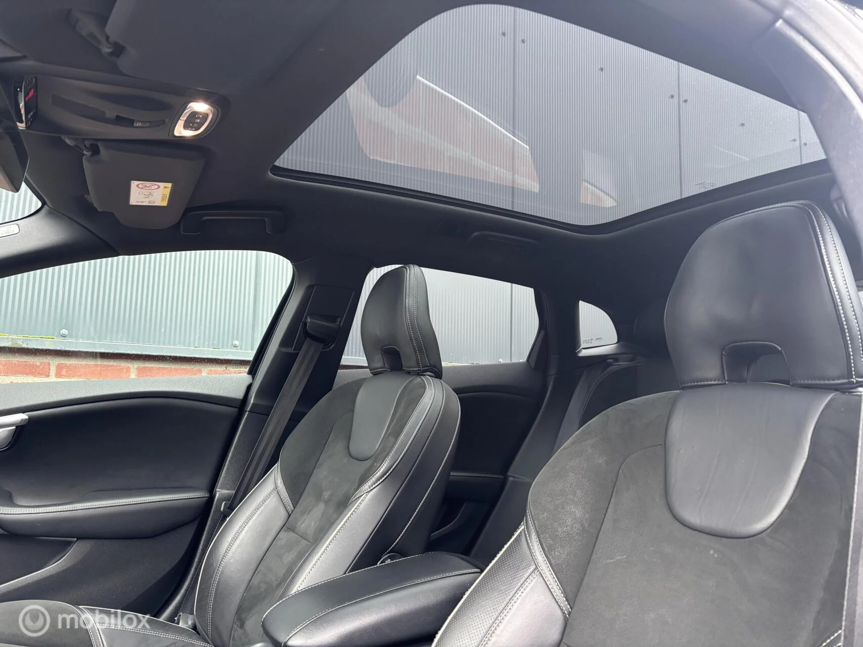 Hoofdafbeelding Volvo V40