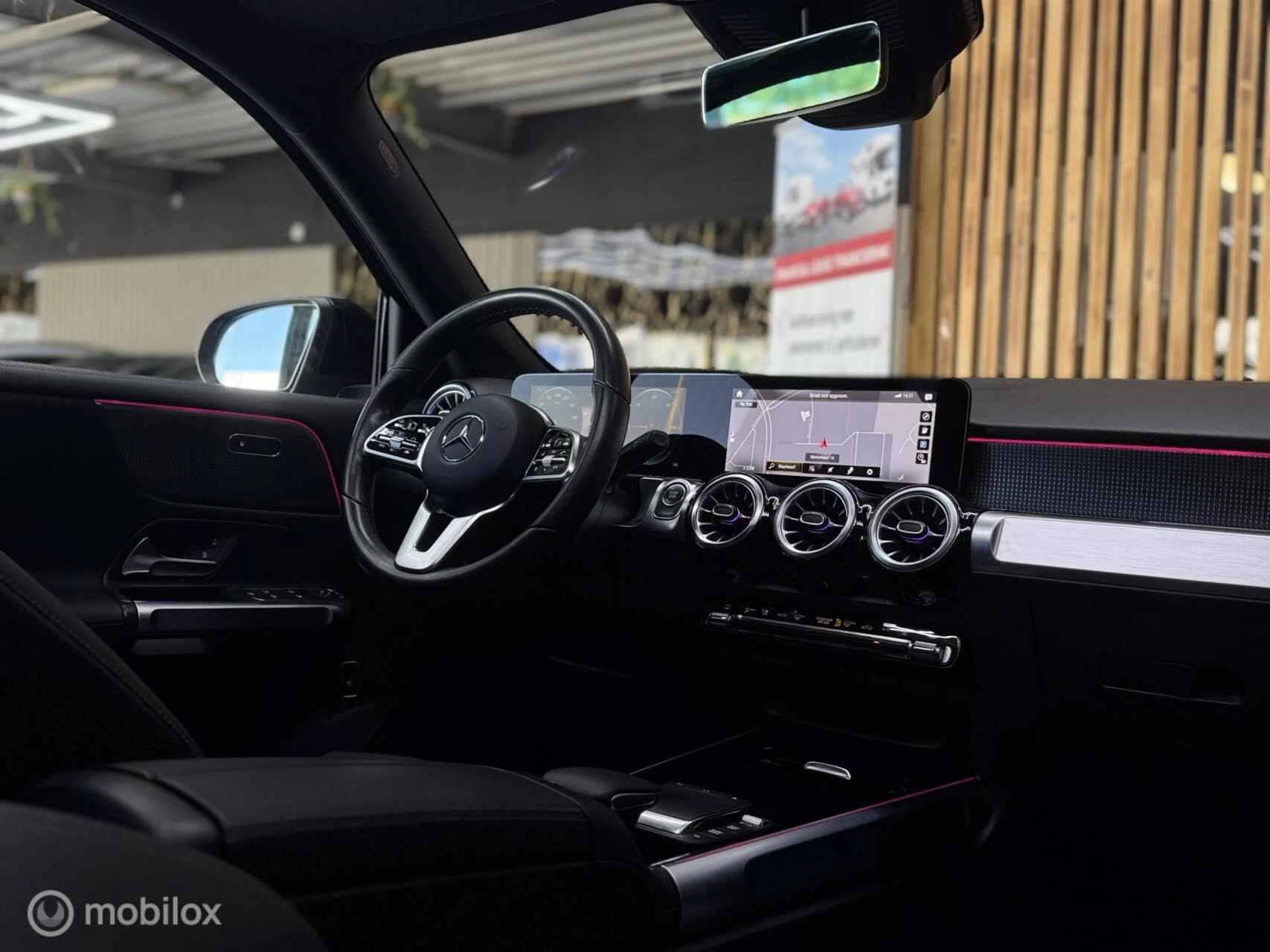Hoofdafbeelding Mercedes-Benz EQB