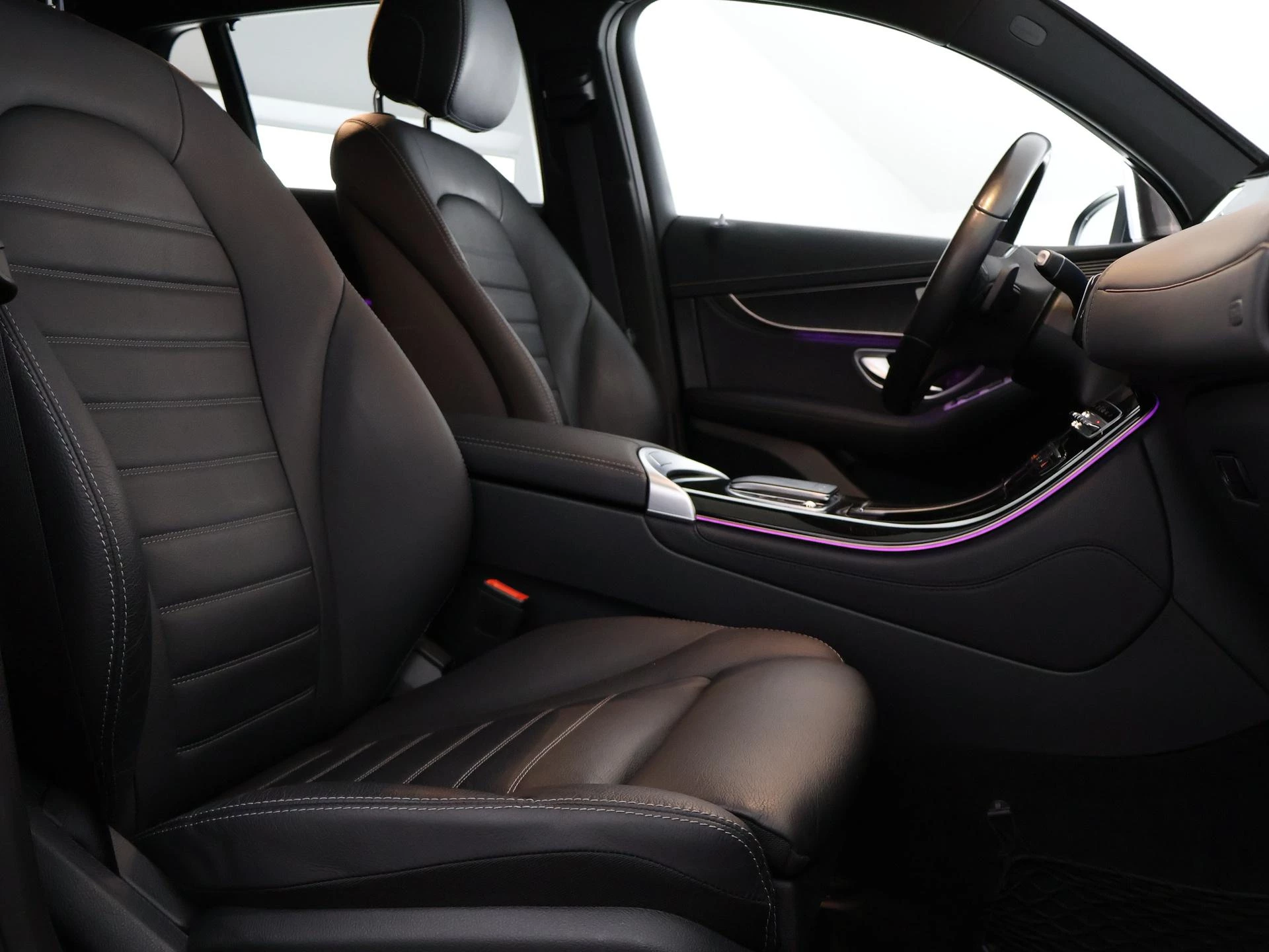 Hoofdafbeelding Mercedes-Benz EQC