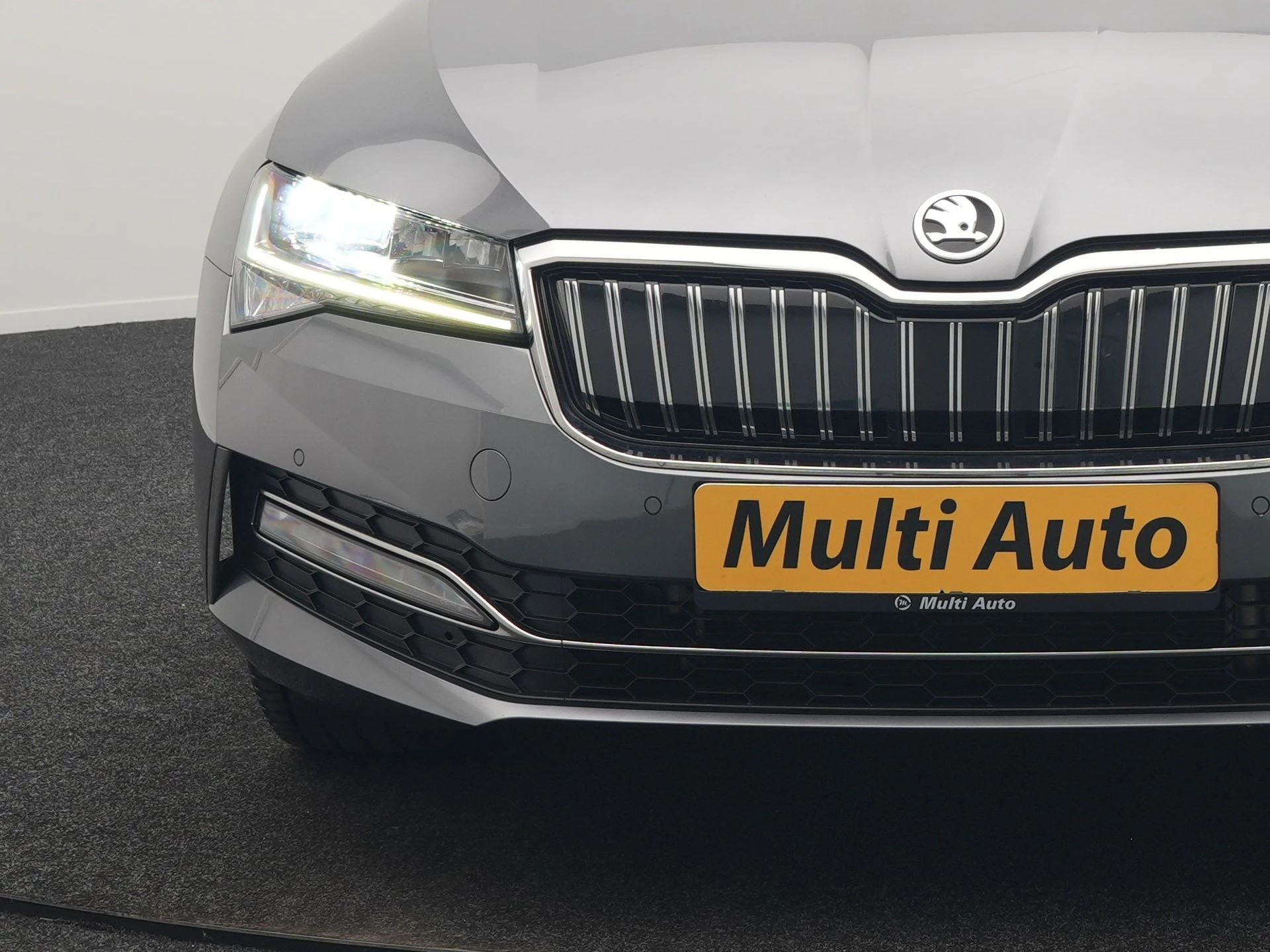 Hoofdafbeelding Škoda Superb