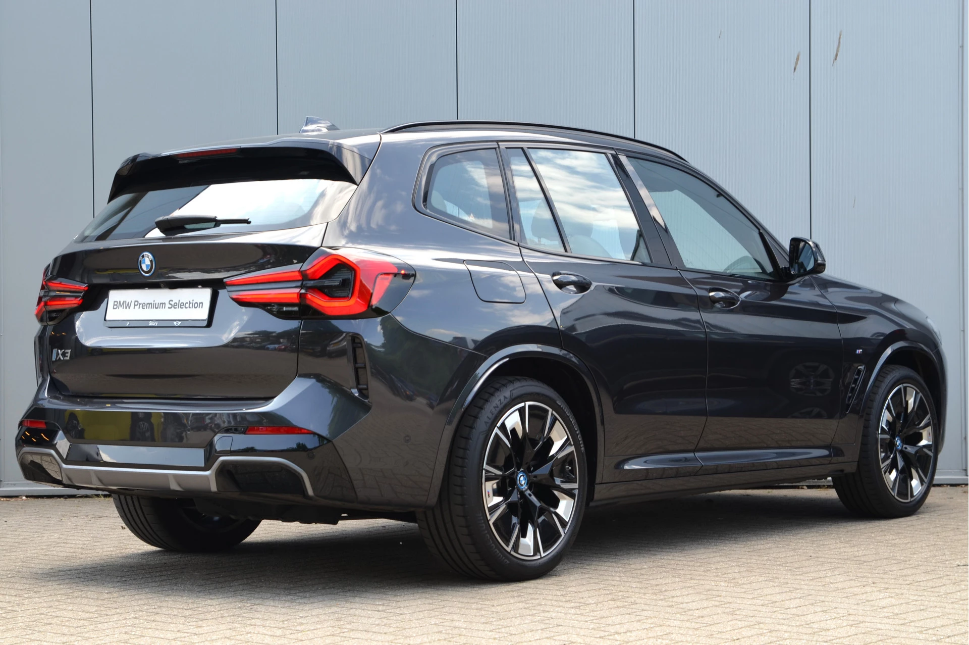 Hoofdafbeelding BMW iX3