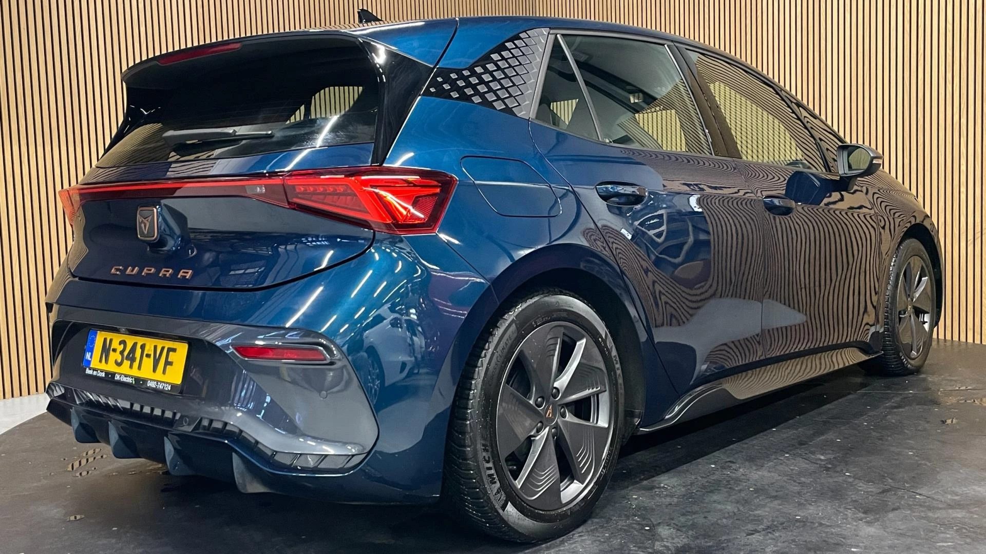 Hoofdafbeelding CUPRA Born