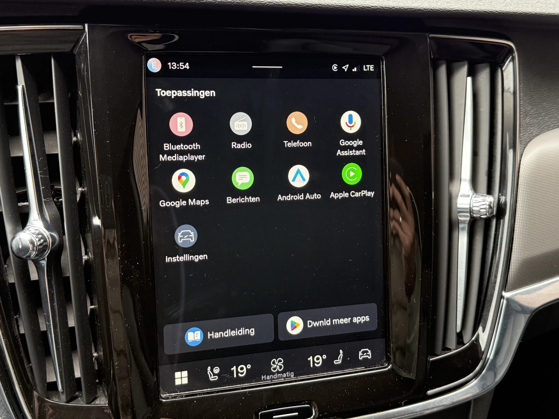 Hoofdafbeelding Volvo V90