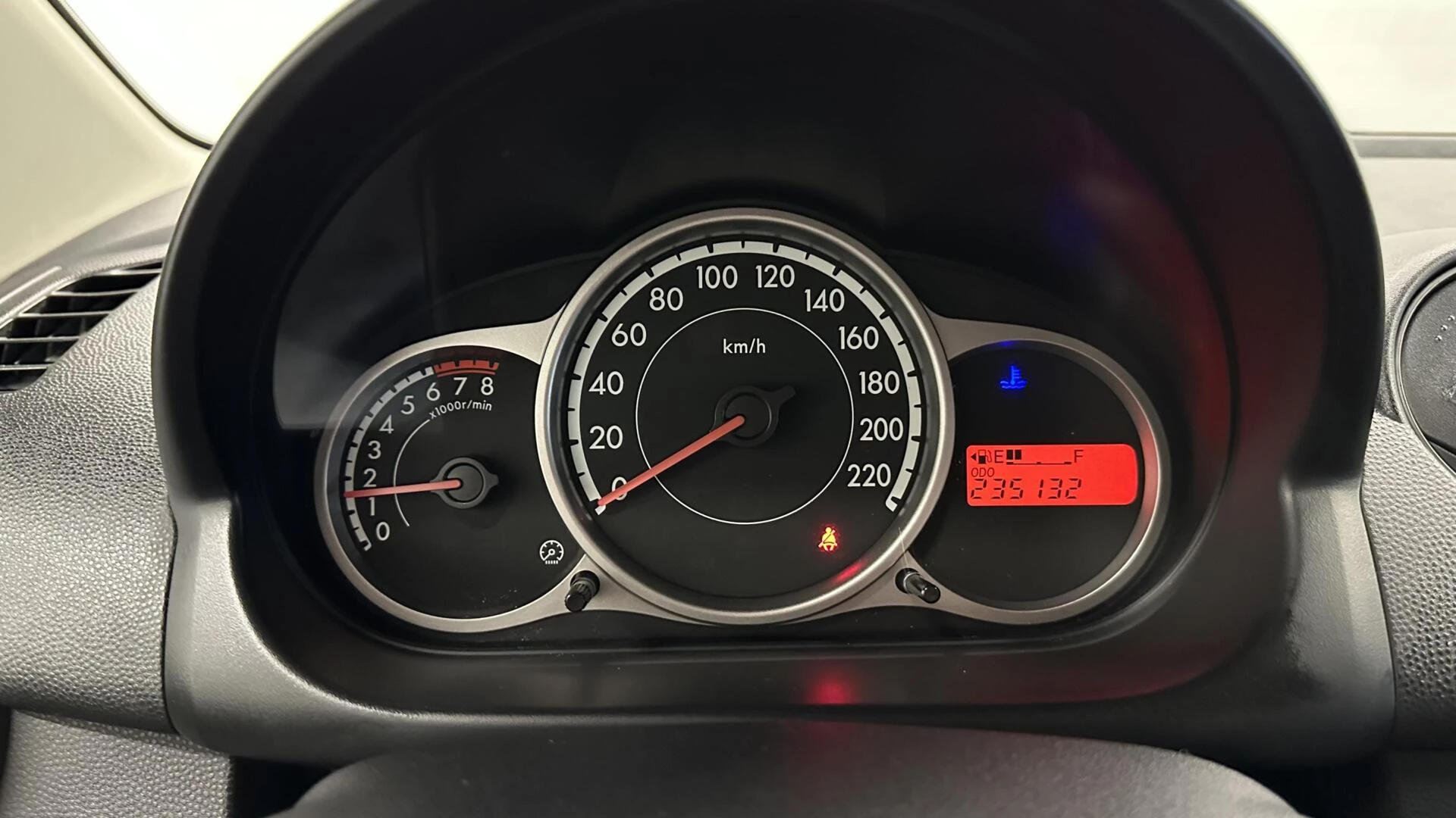 Hoofdafbeelding Mazda 2