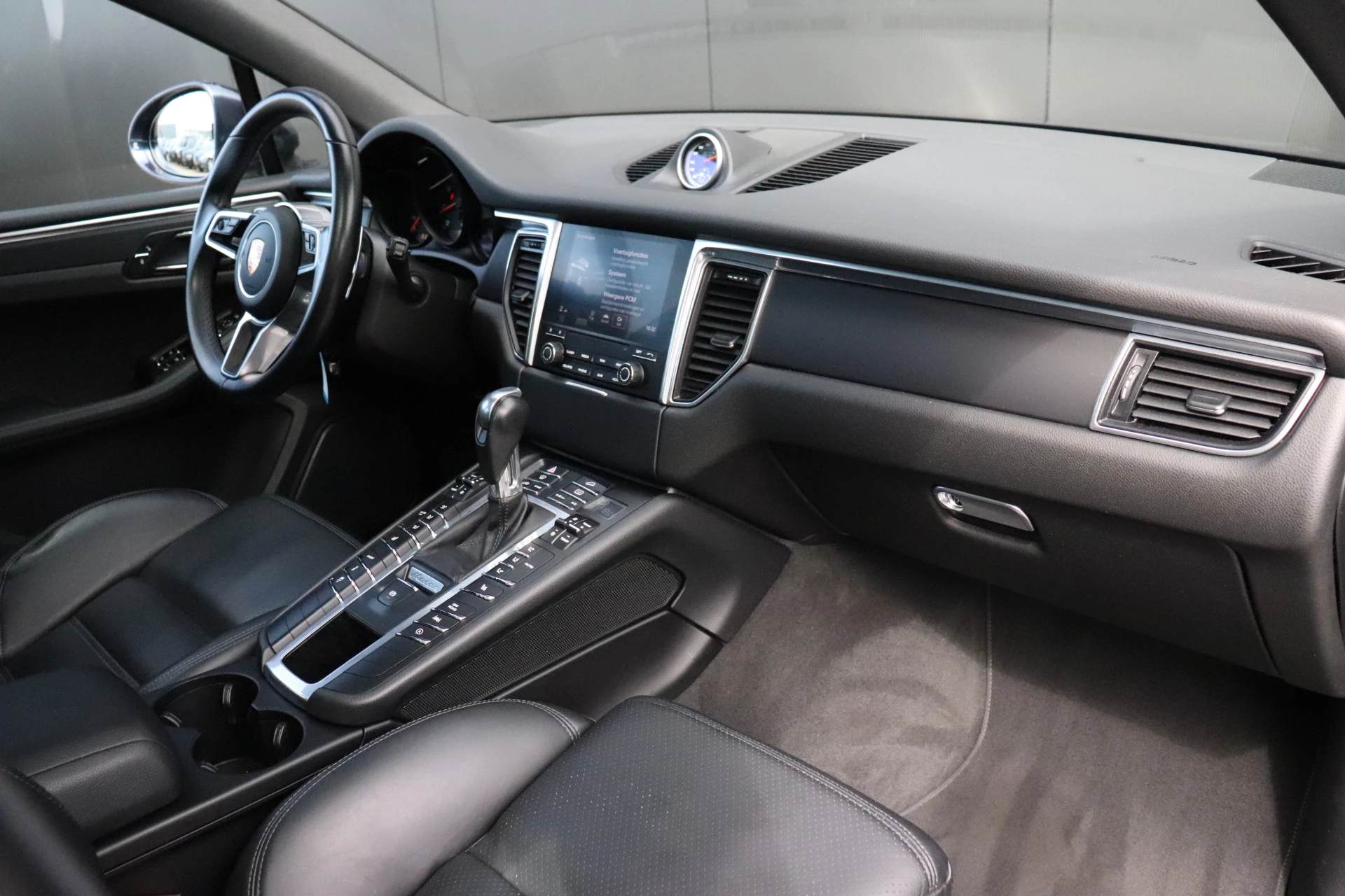 Hoofdafbeelding Porsche Macan